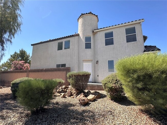 Building Photo - 8307 Fort Hallock Ave