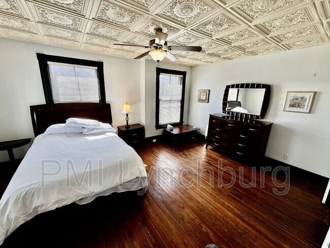 Building Photo - 1316 Harrison St