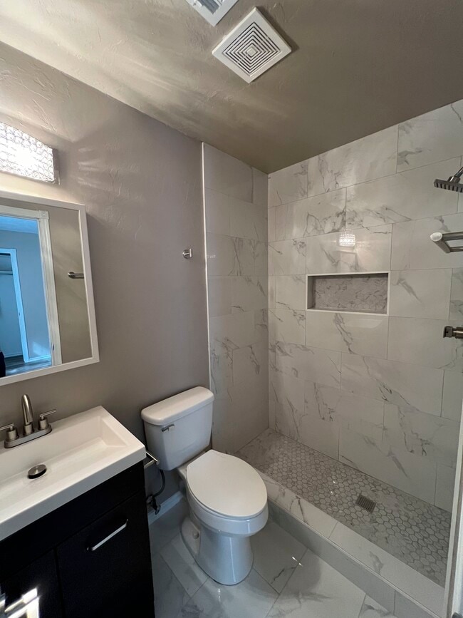 Building Photo - 12224 SW 14th St