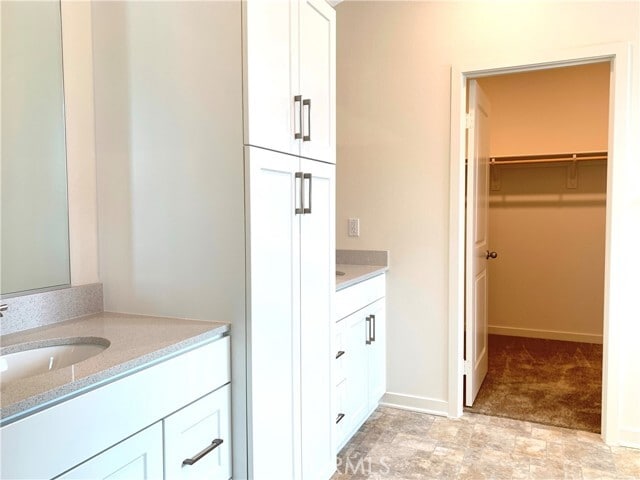 Building Photo - 3073 Carrizo Dr