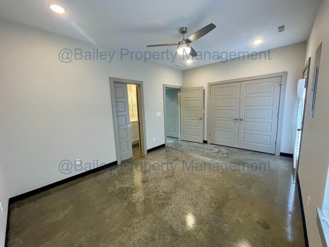 Building Photo - 3814 Jett Ln