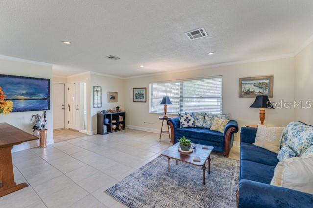 Building Photo - 13940 Joyce Dr