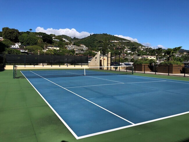 Building Photo - Mott-Smith Lani Loa/1 BR/1 BA/1 PK