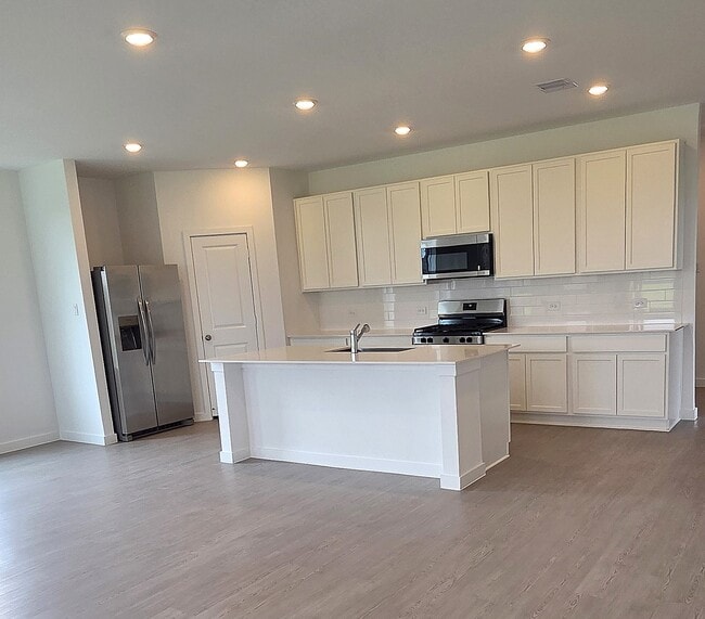 Building Photo - 2507 Cantera Bluff Ln
