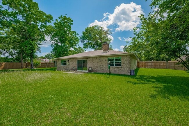 Building Photo - 14330 Templar Ln
