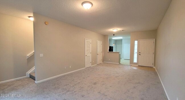 Building Photo - 505 Scrub Jay Dr