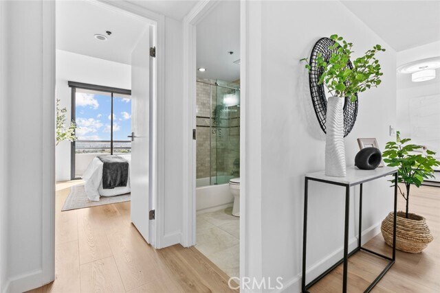 Building Photo - 343 Pioneer Dr