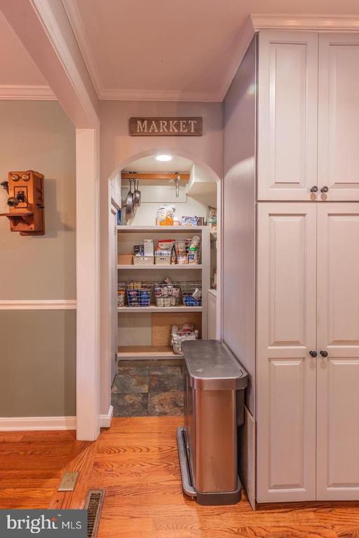 Building Photo - 607 Lancaster St