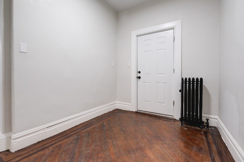 Building Photo - 5 Baldwin Ave