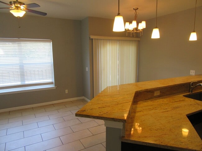 Building Photo - 2416 Astrid Ln