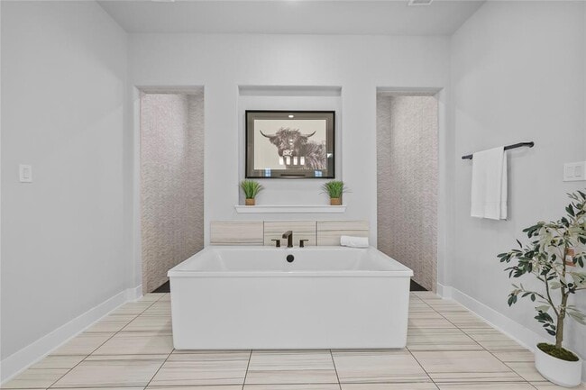 Building Photo - 17346 Camillia Trails