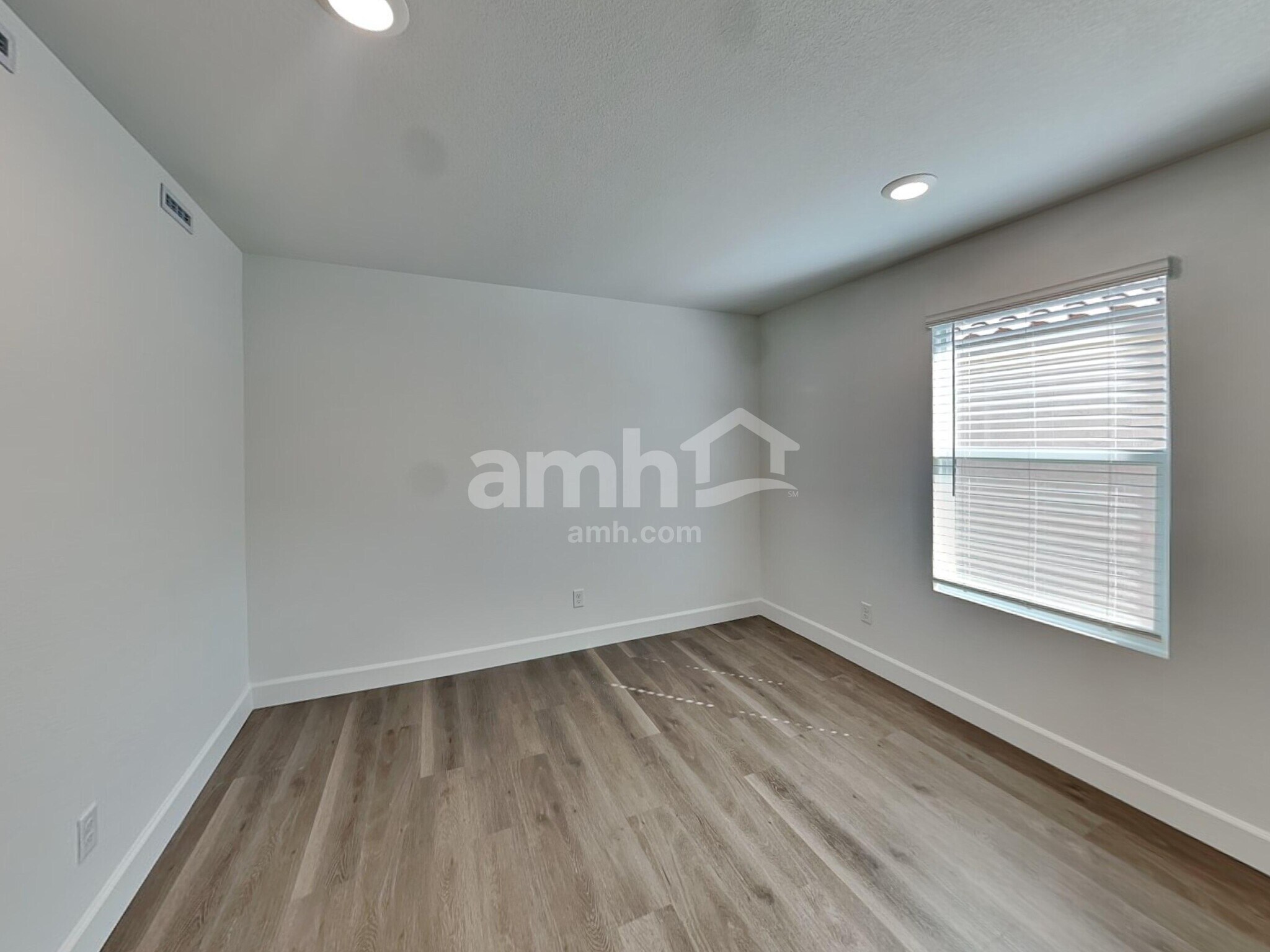 Building Photo - 10536 Lagaspi Dr