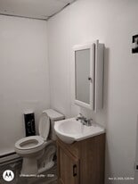 Building Photo - 93 Pleasant St