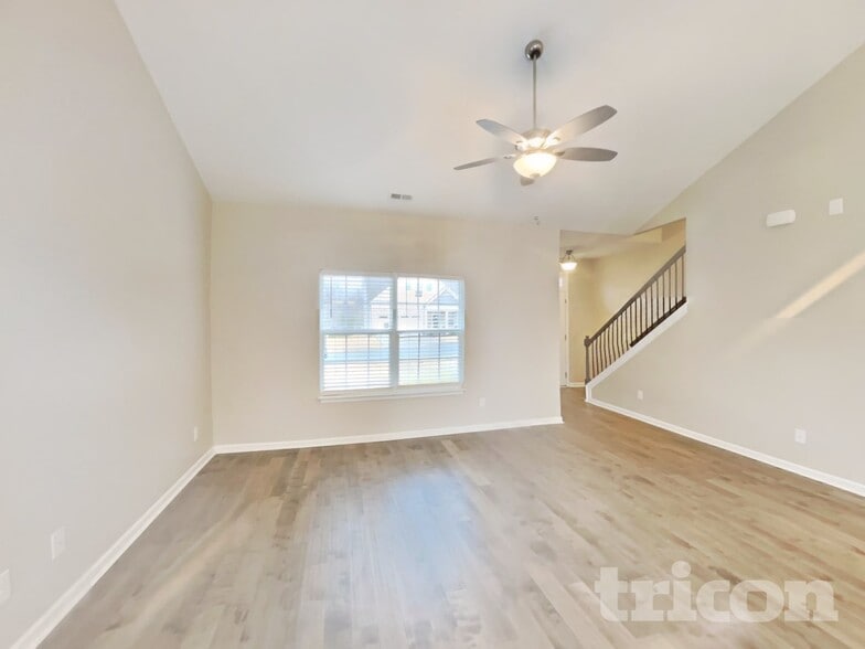 Building Photo - 319 Wyburn Pl