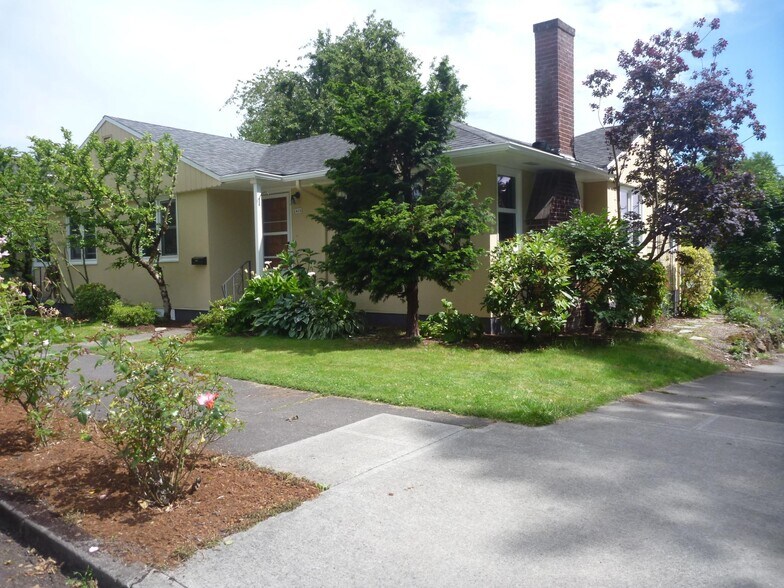 Primary Photo - 1406 -1410 NE Skidmore St.