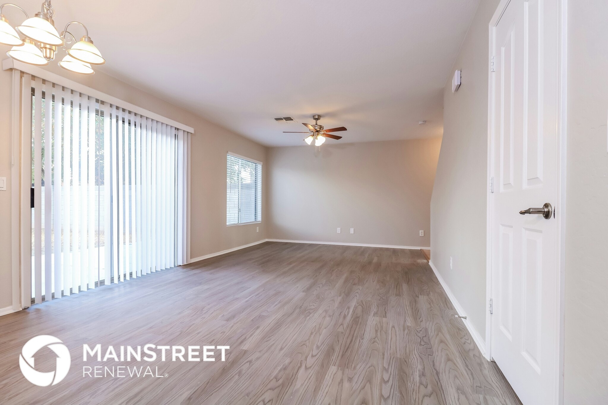 Building Photo - 12814 W Pershing St