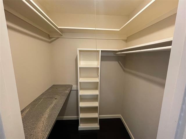 Building Photo - 6026 Birchbrook Dr
