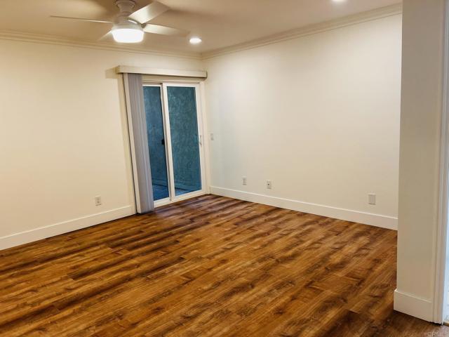 Building Photo - 4587 Cove Dr