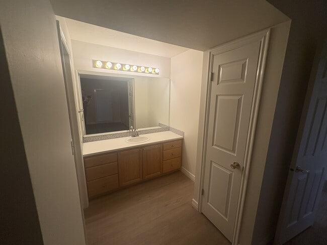 Building Photo - 983 Grindelwald Ln