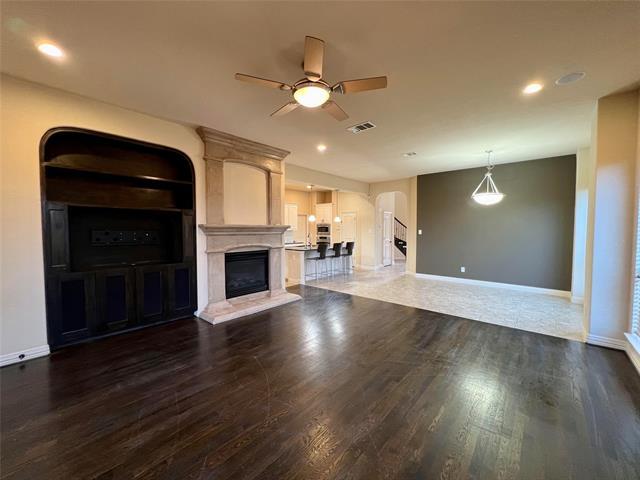 Building Photo - 2043 Loma Alta Dr