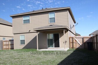 Building Photo - Gorgeous Two-Story Dream Home!