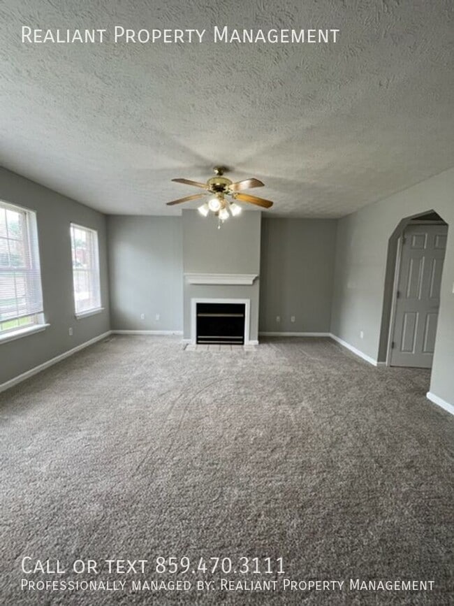Building Photo - 3849 Sugar Creek Dr