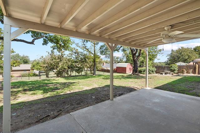Building Photo - 605 Southland Dr