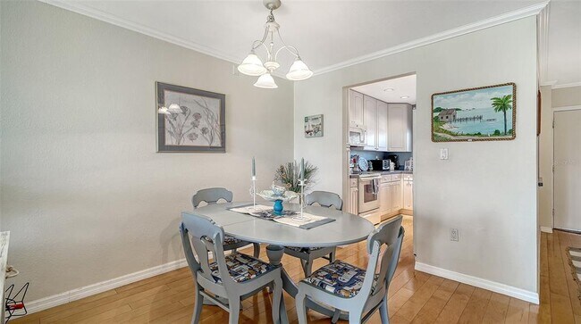 Building Photo - 3330 Gulf of Mexico Dr