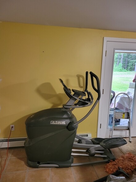 Elliptical machine - 60 Milliken Mills Rd