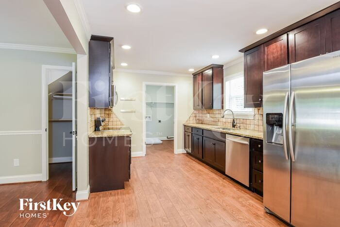 Building Photo - 170 Knob Creek