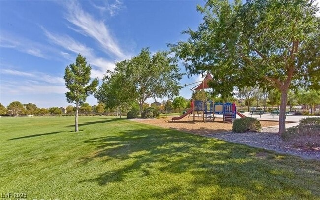 Building Photo - 8836 Iron Hitch Ave