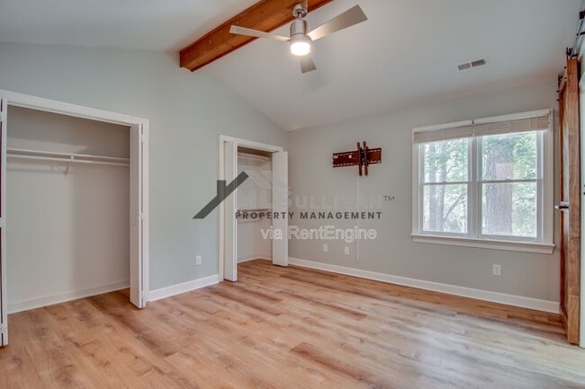 Building Photo - 5500 Fortunes Ridge Dr