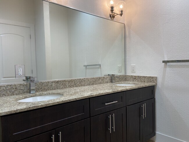 Building Photo - 287 Bella Sol Way