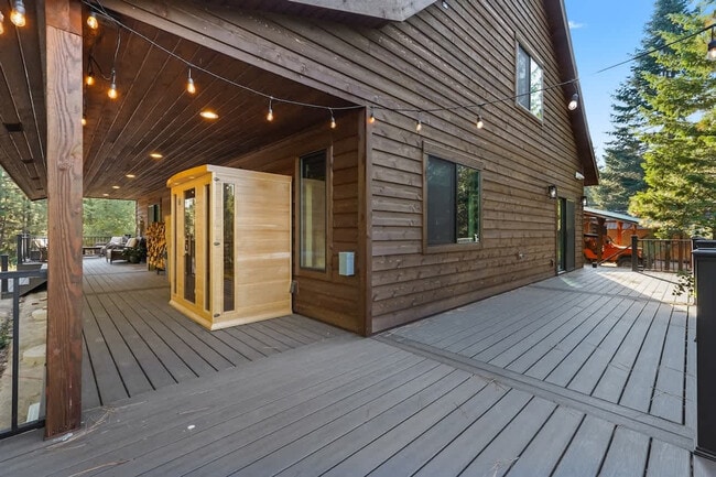 Building Photo - 18 Spur Dr