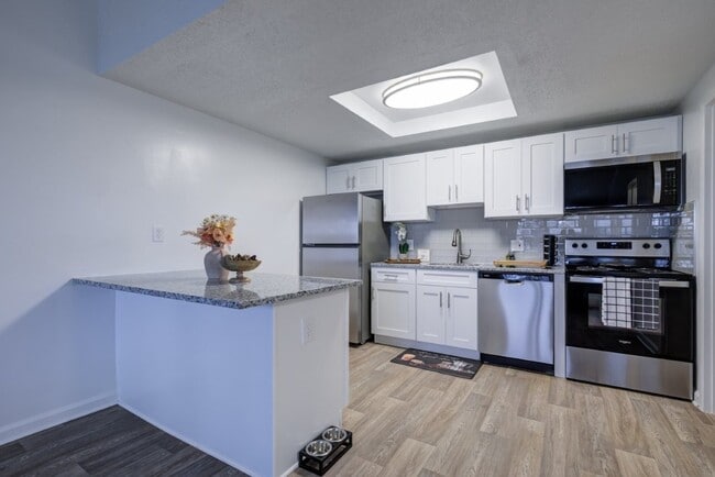 Building Photo - Manchester