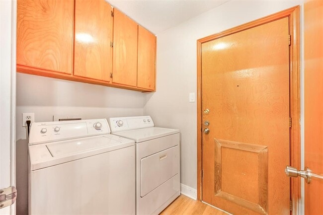 Building Photo - 108 S Kaupo Dr
