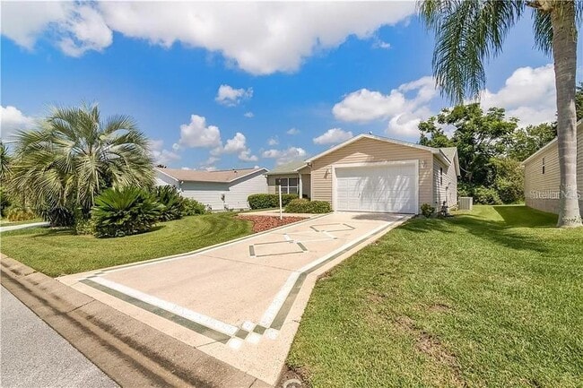 Building Photo - 9523 SE 168th Maplesong Ln