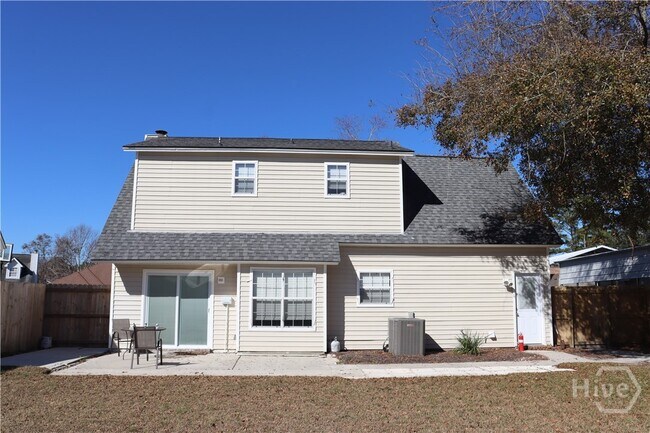 Building Photo - 11 Ropemaker Ct