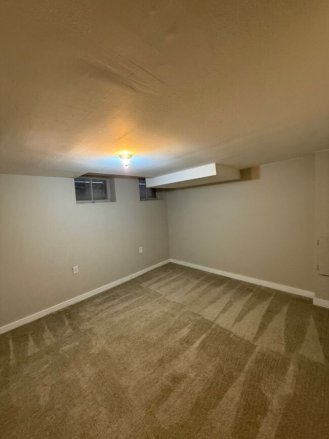 Building Photo - Gorgeously Classic 2 Bed/1 Bath in Whittier/City Park! AVAILABLE NOW!
