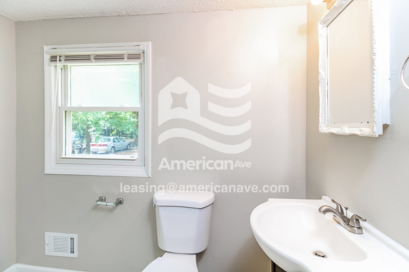 Building Photo - 1541 Beckham St