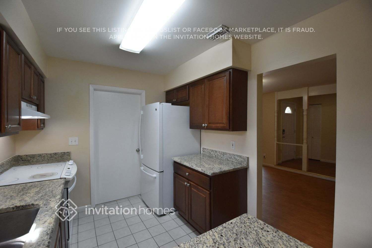 Building Photo - 8303 W Hiawatha St
