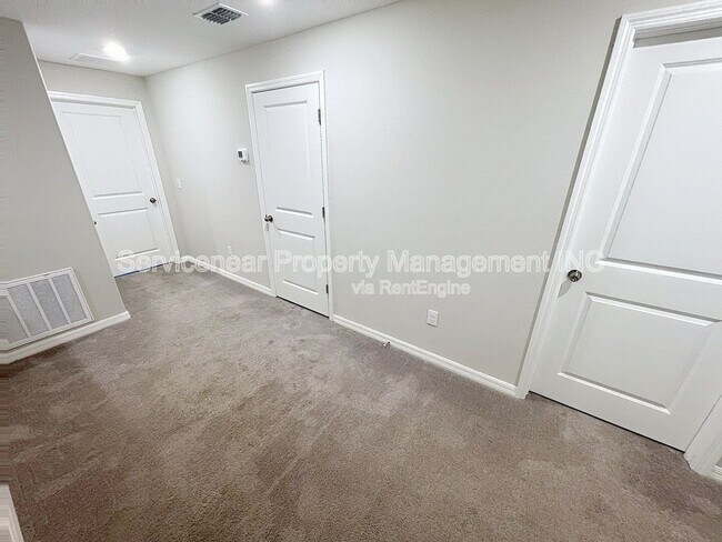 Building Photo - 4461 Globe Thistle Dr