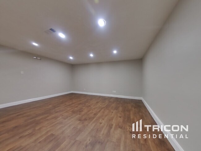 Building Photo - 20058 N Navaho Trail