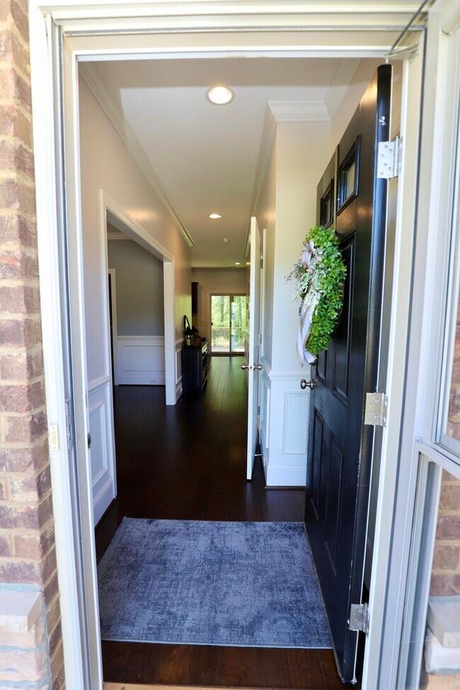 Building Photo - 545 Curlew Cir