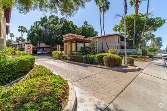 Building Photo - Come Check Out this Class 2BED, 2BATH CONDO