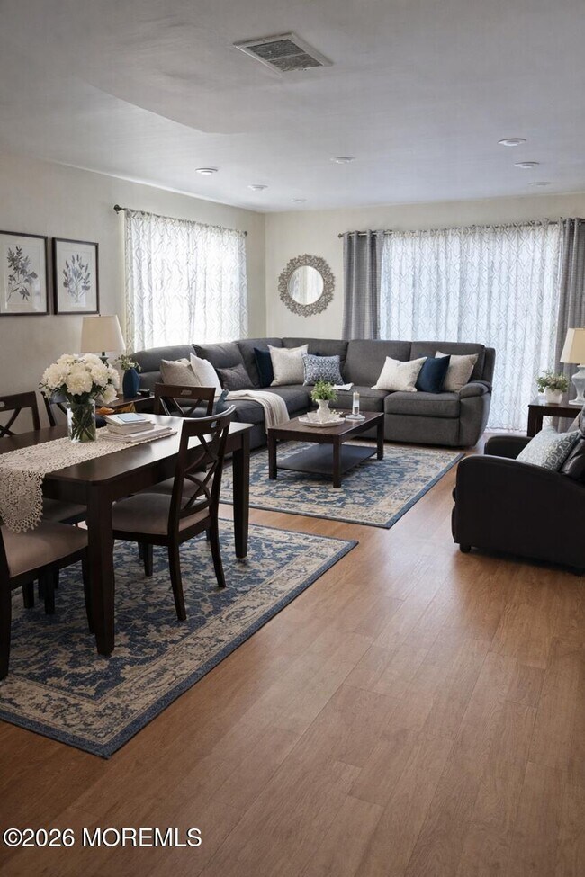 Building Photo - 28 Morgan Pl