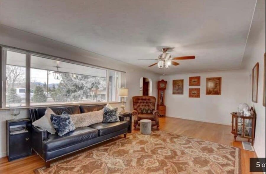 Living room, staged photo - 1808A Simms St