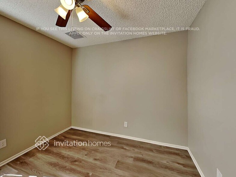 Building Photo - 5326 W Purdue Ave