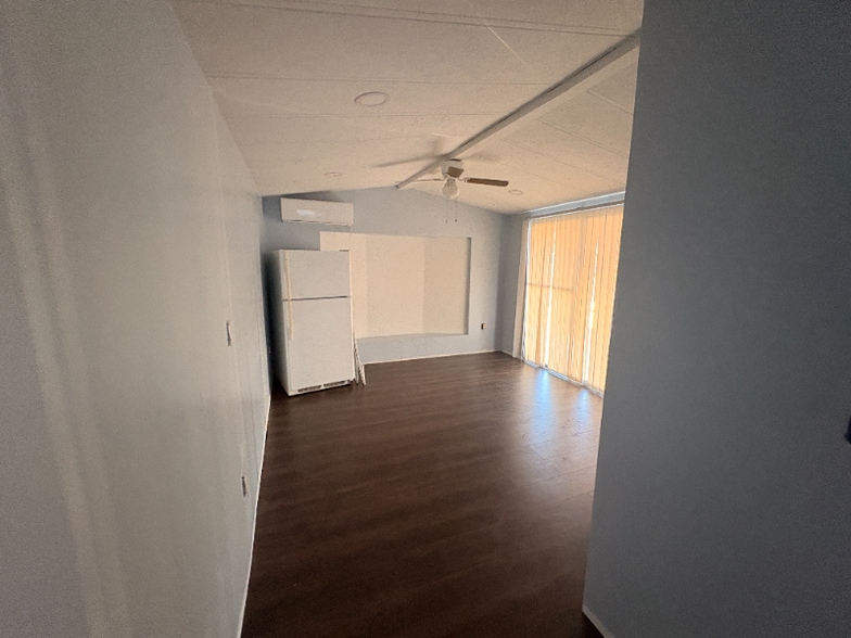 Building Photo - 2900 FL-17