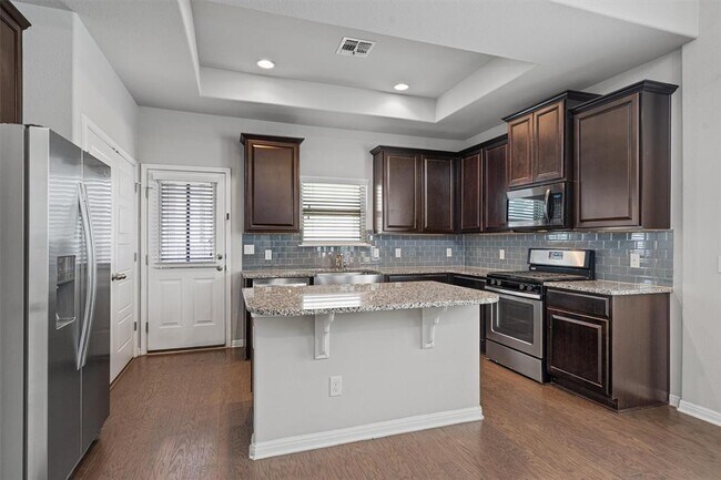 Building Photo - 905 Firebranch Trail